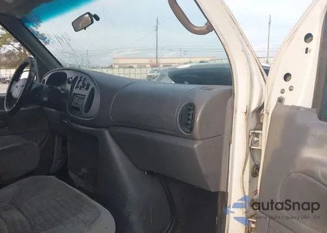 2001 Ford E-350 Super Duty Commercial/Recreational z USA, uszkodzony, nr VIN 1FTSS34L61HA54298